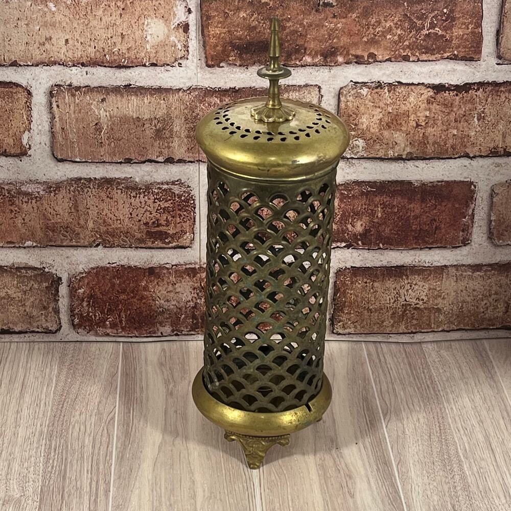 Beautiful Vintage Brass Arabic Lantern Pillar Candle Holder With Lattice Detail - Picture 5 of 9